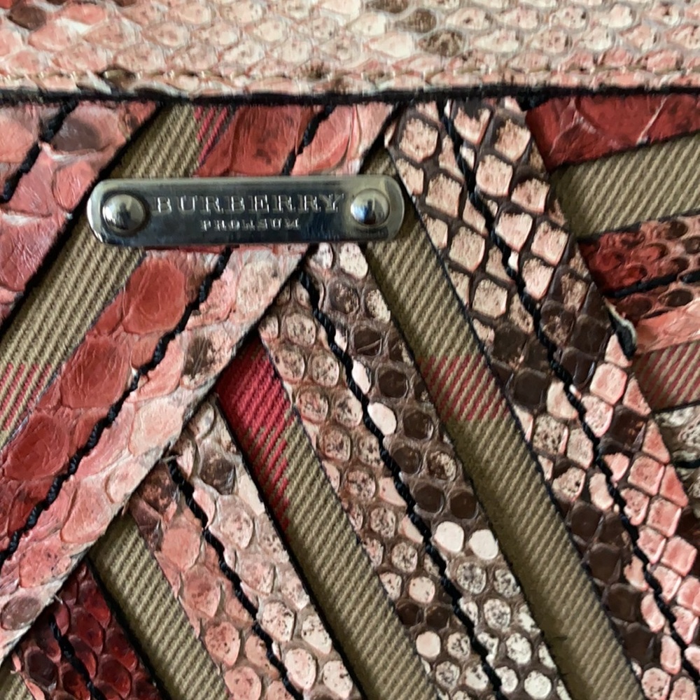 Burberry PYTHON House Check Clutch - Picture 2 of 7